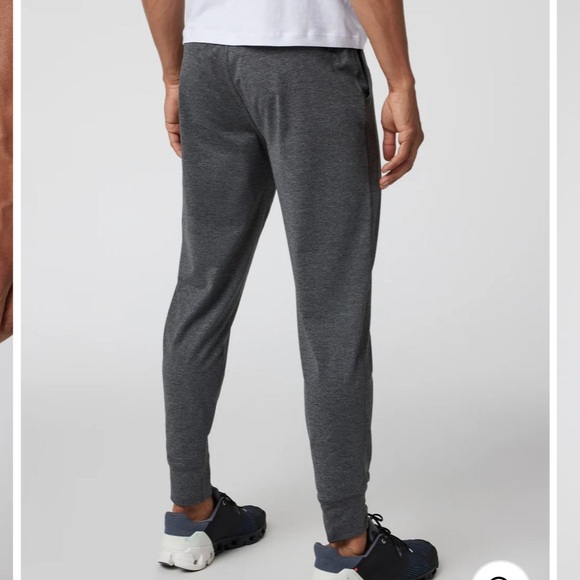 Vuori Sunday Performance Joggers in charcoal heather - Picture 3 of 8